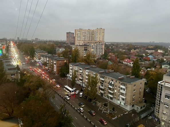 
   Продам 2-комнатную, 65 м², Петрашевского ул, 36/2

. Фото 14.