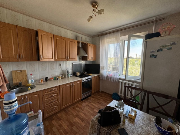 
   Продам 3-комнатную, 67 м², 2-я Краснодарская ул, 145/3

. Фото 4.