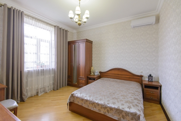 
   Продам дом, 319 м², Ростов-на-Дону

. Фото 15.