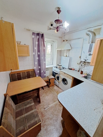 
   Продам 2-комнатную, 44.4 м², Новаторов ул, 10

. Фото 7.