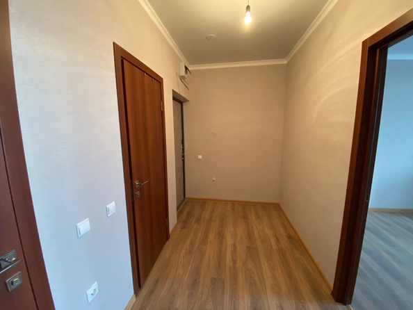 
   Продам 1-комнатную, 50 м², Берберовская ул, 32

. Фото 4.