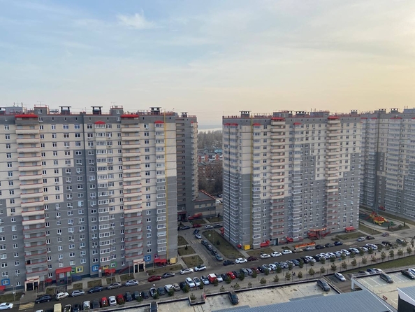 
   Продам 1-комнатную, 50 м², Берберовская ул, 32

. Фото 14.