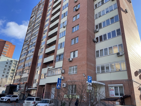 
   Продам 2-комнатную, 77.8 м², Жмайлова ул, 4/12

. Фото 18.