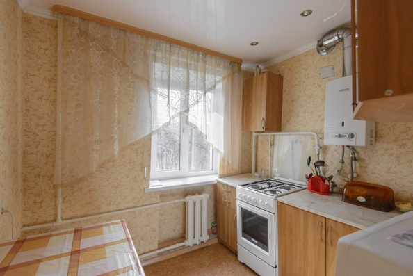 
   Продам 1-комнатную, 33 м², Смены ул, 21

. Фото 5.