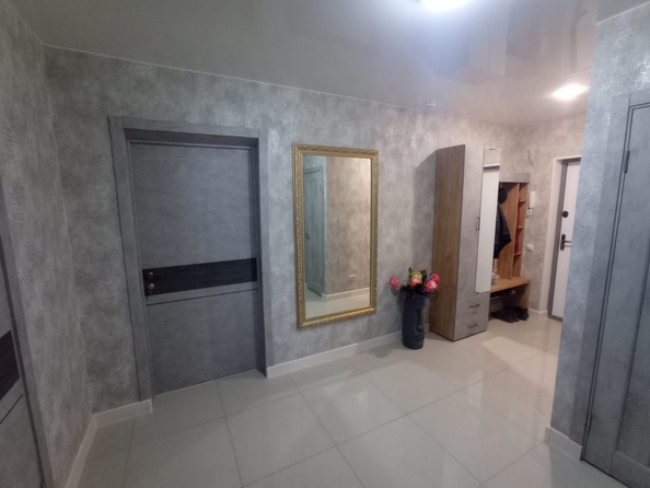 
   Продам 3-комнатную, 72 м², 2-я Краснодарская ул, 169б

. Фото 18.