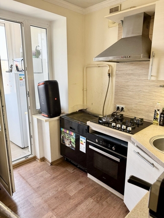 
   Продам 3-комнатную, 55 м², 40-летия Победы пр-кт, 308

. Фото 8.
