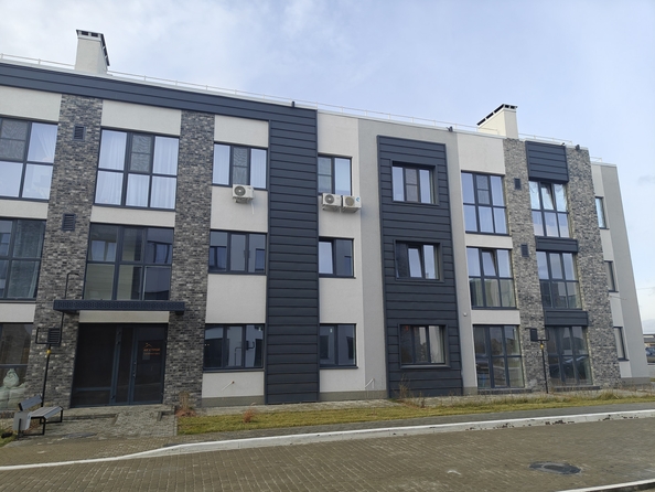 
   Продам 2-комнатную, 49 м², Олимпийское Кольцо ул, 36

. Фото 20.