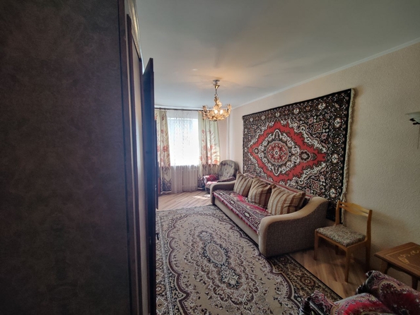 
   Продам 2-комнатную, 52.2 м², Комарова б-р, 10

. Фото 6.