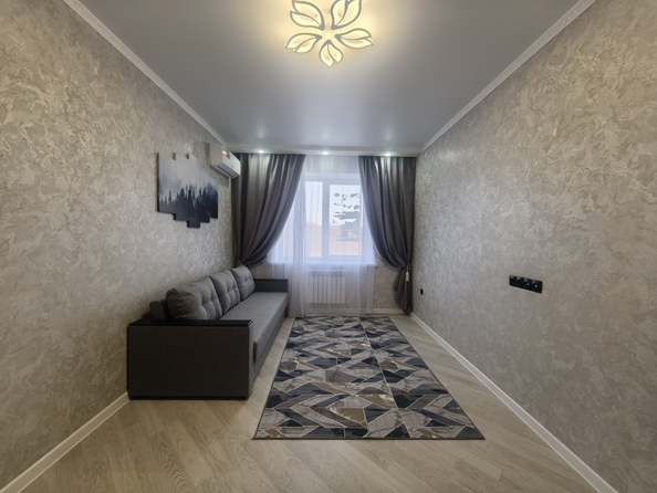 
   Продам 1-комнатную, 37.9 м², Берберовская ул, 32

. Фото 12.