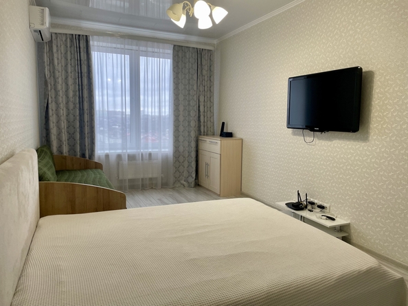 
   Продам 1-комнатную, 44 м², Шеболдаева ул, 95с

. Фото 12.
