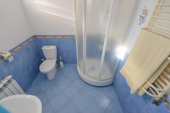 
   Продам дом, 428 м², Ростов-на-Дону

. Фото 17.