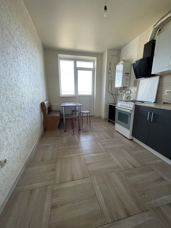 
  Сдам в аренду 1-комнатную квартиру, 40 м², Батайск

. Фото 10.
