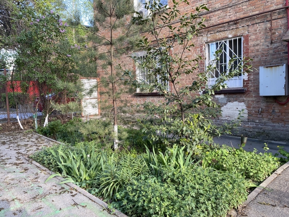 
   Продам 3-комнатную, 49 м², Гризодубовой ул, 48

. Фото 13.