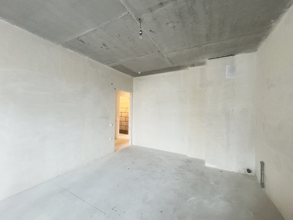 
   Продам 2-комнатную, 61 м², Берберовская ул, 15

. Фото 2.