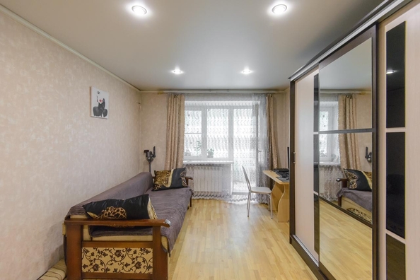 
   Продам 3-комнатную, 62.2 м², М.Горького ул, 362

. Фото 4.