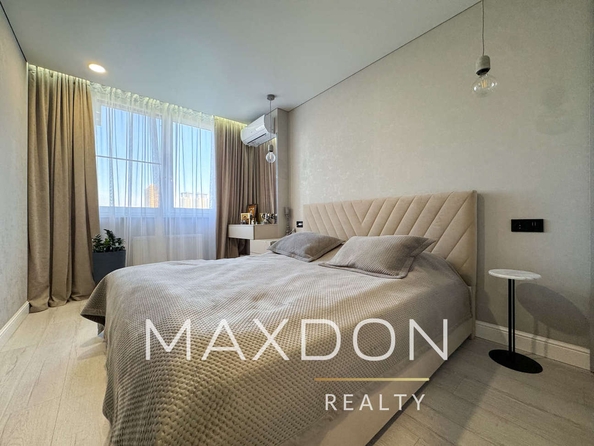 
   Продам 3-комнатную, 70 м², Доломановский пер, 82

. Фото 2.