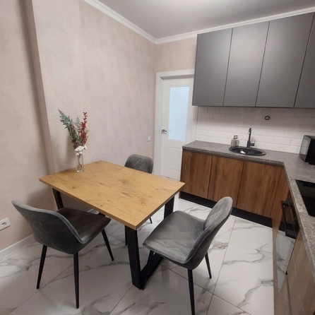 
   Продам 2-комнатную, 59 м², Тружеников ул, 86/5

. Фото 1.