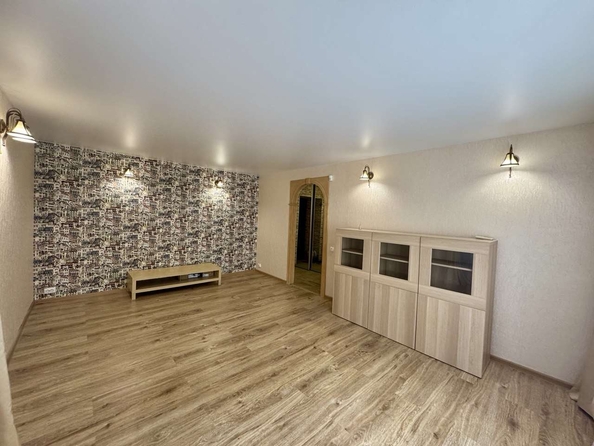 
   Продам 3-комнатную, 62 м², Металлургическая ул, 20к2

. Фото 5.