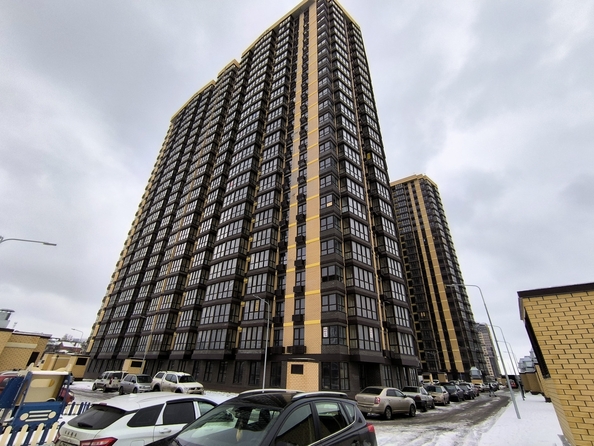 
   Продам 1-комнатную, 40.2 м², 23-я линия ул, 54

. Фото 2.