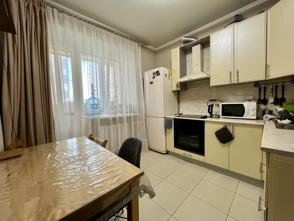 
   Продам 1-комнатную, 32 м², Садовая ул, 16

. Фото 2.