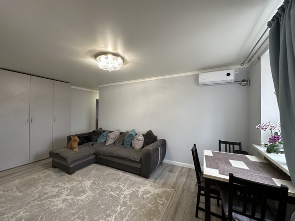 
   Продам 3-комнатную, 60 м², Книжная ул, 175

. Фото 5.
