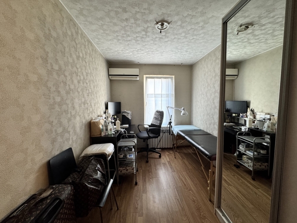 
   Продам 1-комнатную, 26 м², 3-я улица ул, 49

. Фото 1.