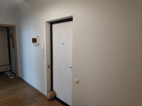 
   Продам 3-комнатную, 70.1 м², Комарова ул, 132

. Фото 12.