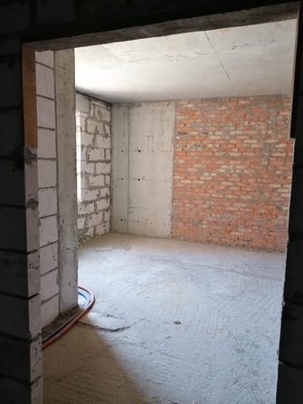 
   Продам 2-комнатную, 72.4 м², Добровольского ул, 15/5

. Фото 2.