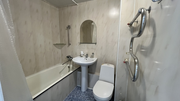 
   Продам 1-комнатную, 38 м², 339-й Стрелковой Дивизии ул, 17

. Фото 13.