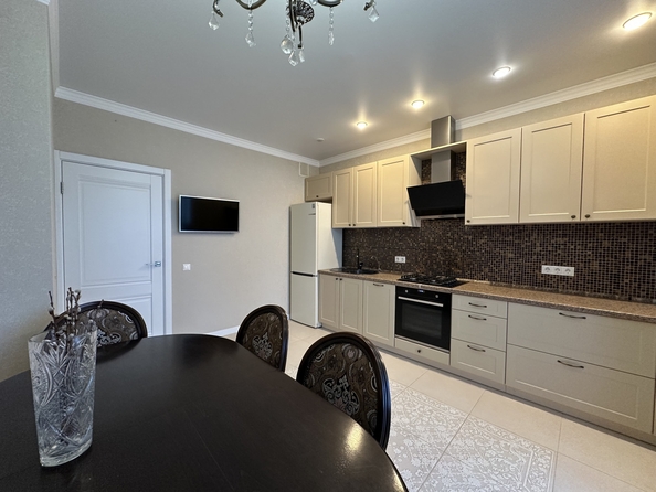 
   Продам 2-комнатную, 72.8 м², Береговая ул, 117Б

. Фото 13.