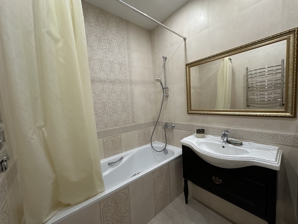 
   Продам 2-комнатную, 72.8 м², Береговая ул, 117Б

. Фото 18.