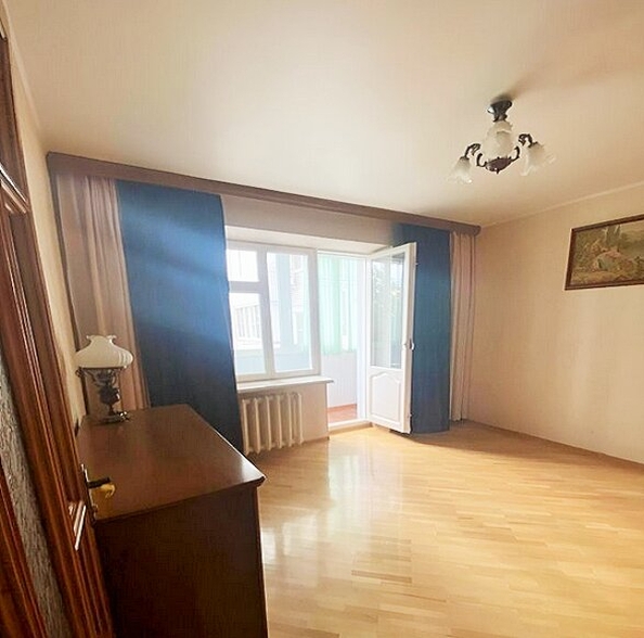 
   Продам 3-комнатную, 85 м², Города Волос ул, 135/136

. Фото 4.