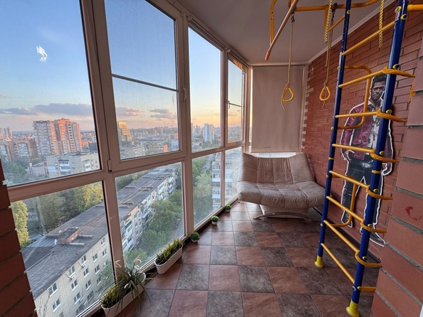 
   Продам 2-комнатную, 74 м², Города Волос ул, 45/175

. Фото 5.