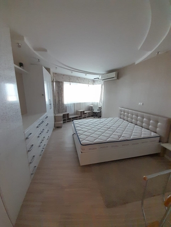 
   Продам 3-комнатную, 104 м², Петрашевского ул, 36

. Фото 5.