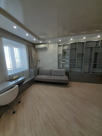 
   Продам 3-комнатную, 104 м², Петрашевского ул, 36

. Фото 7.