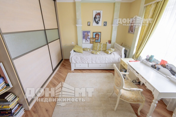 
   Продам 4-комнатную, 138 м², Богатяновский Спуск пр-кт, 2в

. Фото 6.