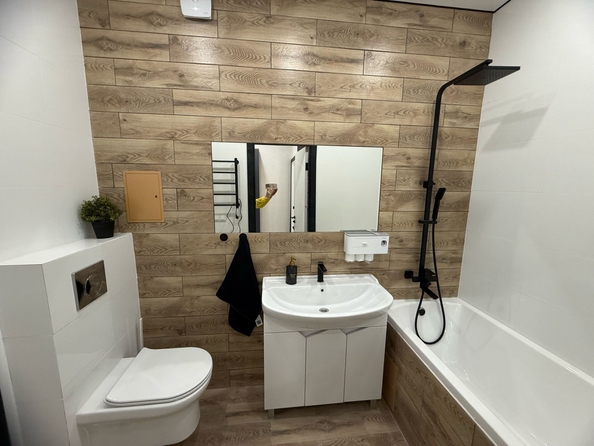 
   Продам 1-комнатную, 35 м², Еременко ул, 114

. Фото 5.