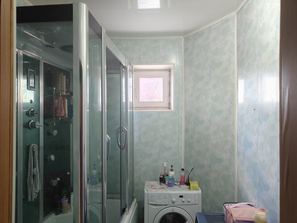 
   Продам 3-комнатную, 67.5 м², Половинко ул, 280

. Фото 5.