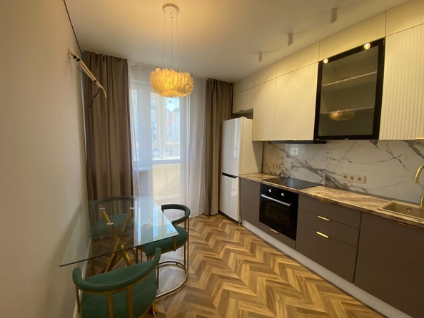 
   Продам 1-комнатную, 37 м², Маршала Жукова пр-кт, 16/6

. Фото 3.