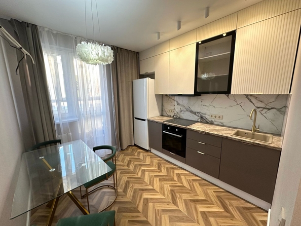 
   Продам 1-комнатную, 37 м², Маршала Жукова пр-кт, 16/6

. Фото 4.