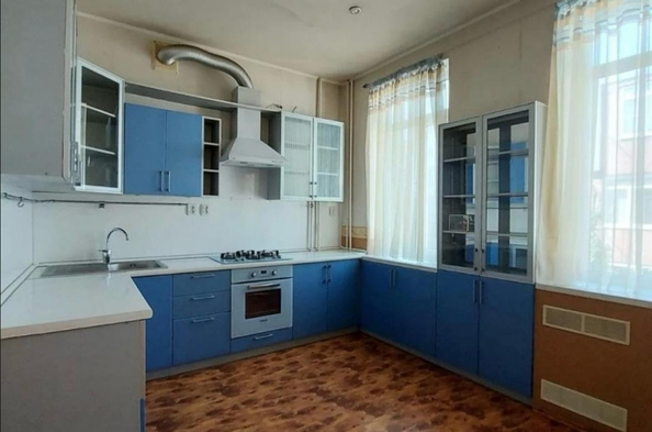 
   Продам 2-комнатную, 91.8 м², Жмайлова ул, 27

. Фото 2.