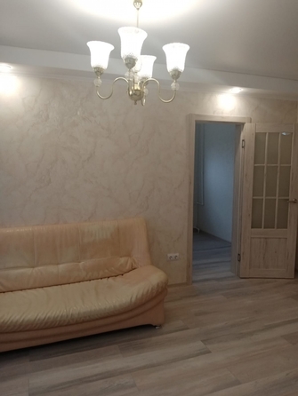 
   Продам 3-комнатную, 49 м², Стачки пр-кт, 37

. Фото 1.