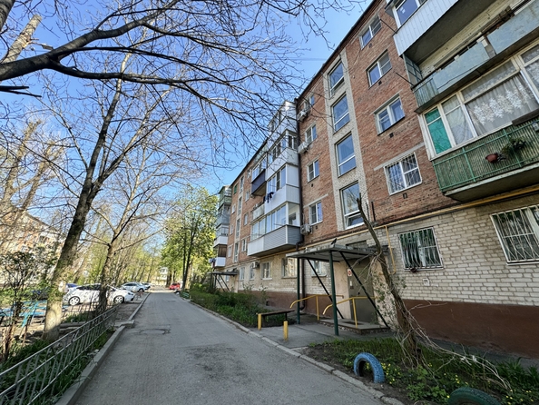 
   Продам 2-комнатную, 47 м², 40-летия Победы пр-кт, 67

. Фото 1.