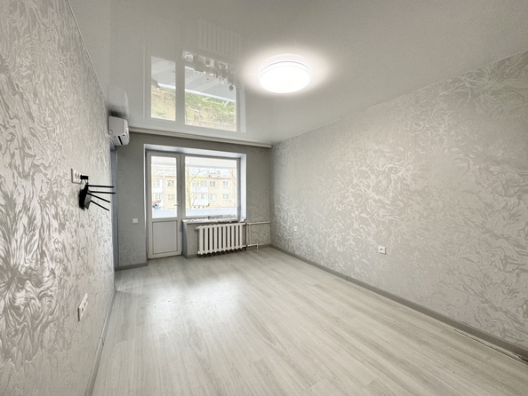 
   Продам 2-комнатную, 44 м², 40-летия Победы пр-кт, 310

. Фото 3.