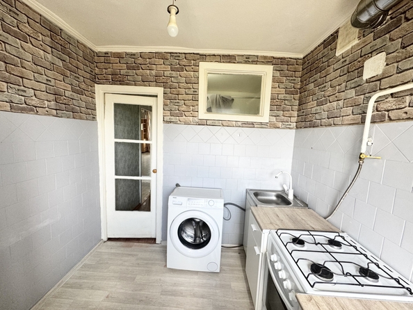 
  Продается 1-комн. квартира, 32 м², 45-я линия ул, д. 9
. Фото 3.