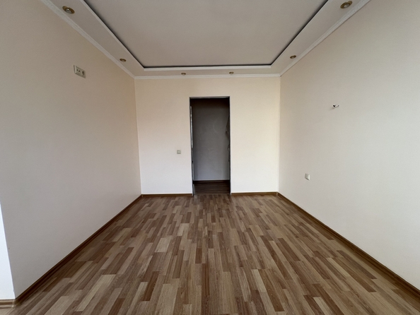 
   Продам 4-комнатную, 83 м², 40-летия Победы пр-кт, 37

. Фото 9.