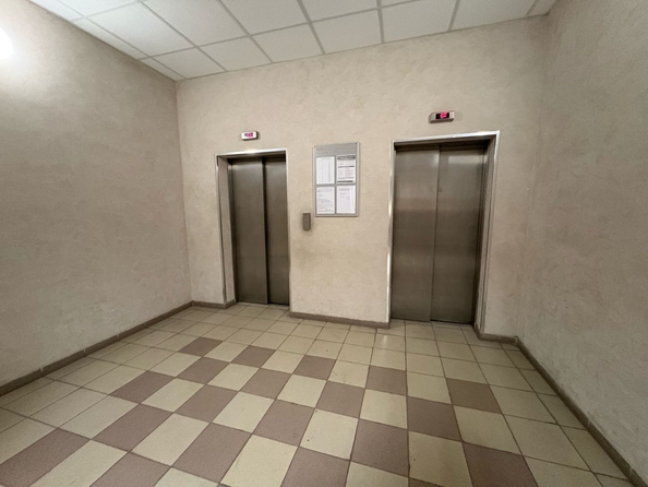 
   Продам студию, 34 м², Малюгиной ул, 228

. Фото 17.