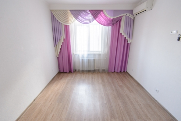
   Продам 4-комнатную, 125.6 м², Комарова ул, 131а

. Фото 9.