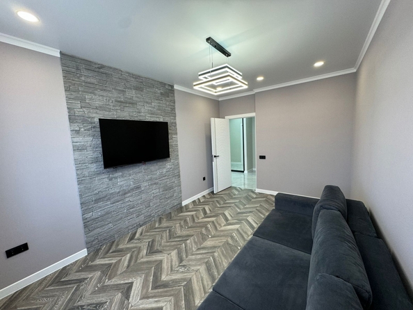 
   Продам 2-комнатную, 54 м², Вересаева ул, 101

. Фото 2.