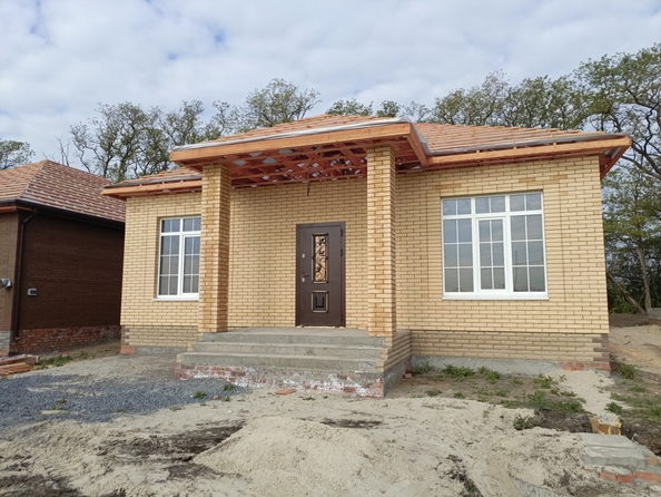 
   Продам дом, 130 м², Ленинаван

. Фото 2.